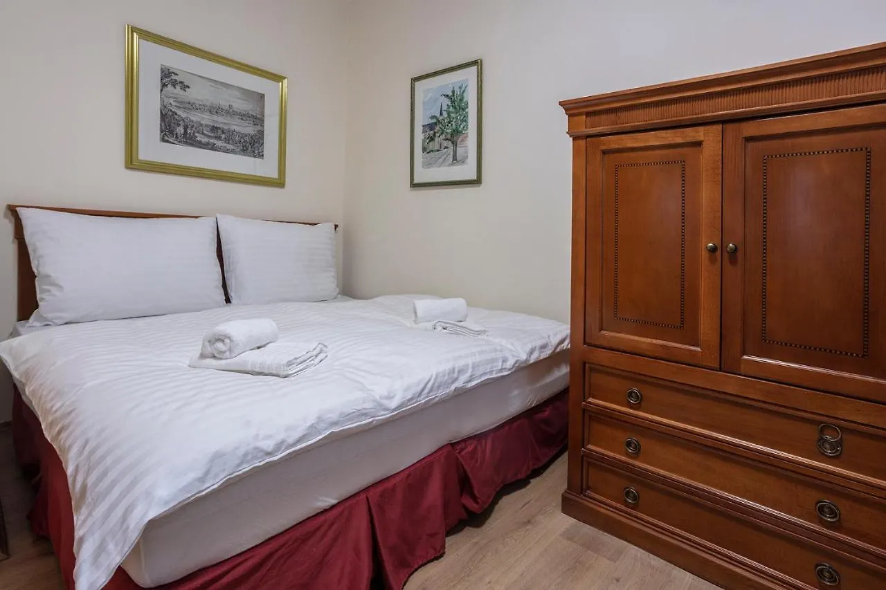 Apartahotel Villa Jelení Karlovy Vary República Checa